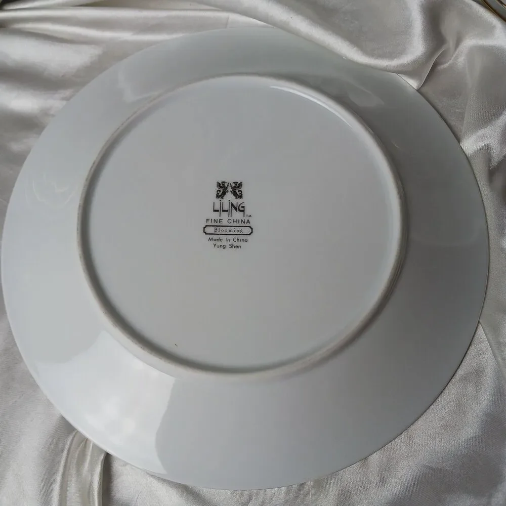 Vintage Blooming by Liling Dinner Plate